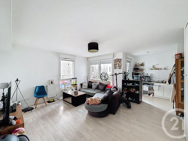 Appartement à vendre - 3 pièces - 61.05 m2 - ST JEAN DE BRAYE - 45 - CENTRE - Century 21 Premium