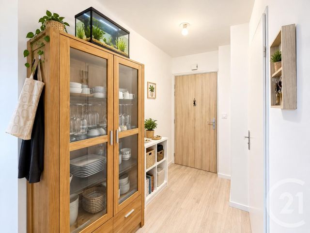 Appartement à vendre - 3 pièces - 61.05 m2 - ST JEAN DE BRAYE - 45 - CENTRE - Century 21 Premium