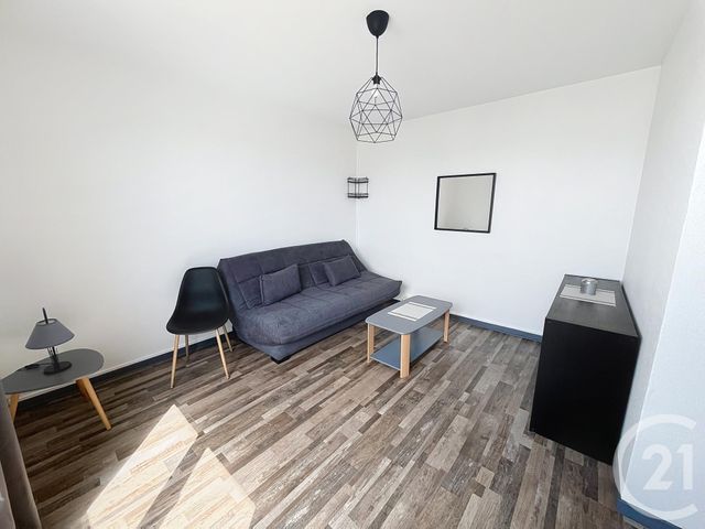 Appartement F1 à louer ST JEAN DE BRAYE
