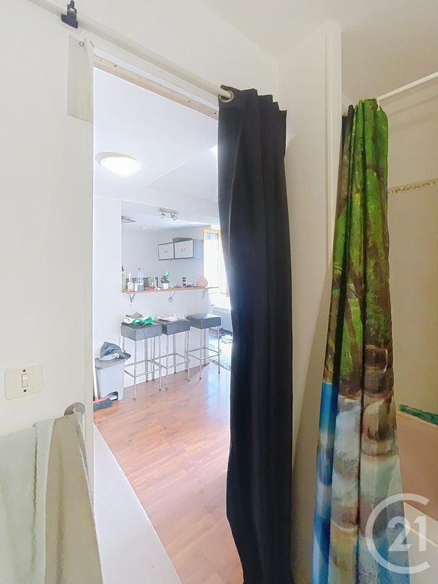 Afficher la photo en grand Appartement Studio à vendre - 1 pièce - 28.12 m2 - ORLEANS - 45 - CENTRE - Century 21 Premium