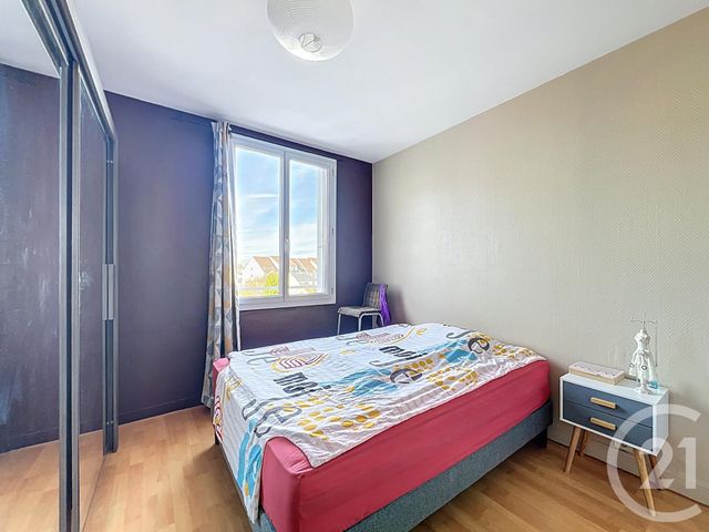 Appartement T3 à vendre - 3 pièces - 65.9 m2 - ST JEAN DE LA RUELLE - 45 - CENTRE - Century 21 Premium