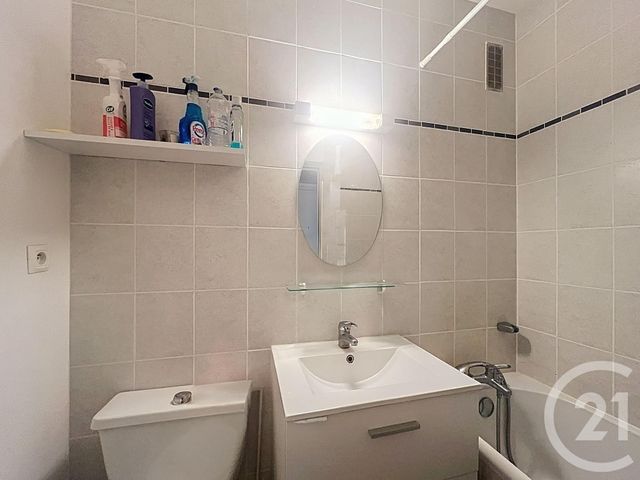 Appartement T1 à vendre - 1 pièce - 27.46 m2 - ORLEANS - 45 - CENTRE - Century 21 Premium