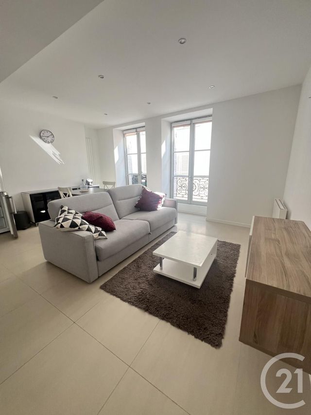 Appartement F2 à louer - 2 pièces - 47.7 m2 - ORLEANS - 45 - CENTRE - Century 21 Premium