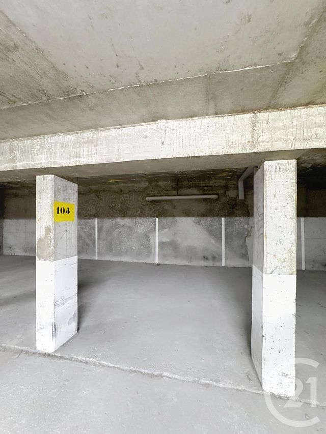 Parking à vendre OLIVET
