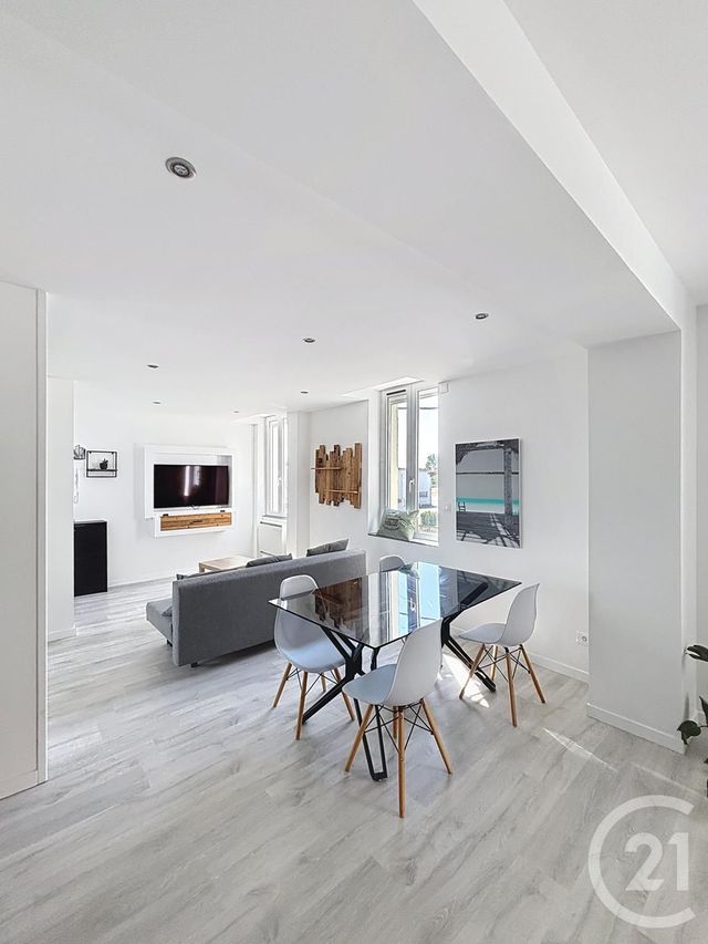 Appartement F2 à louer SEMOY