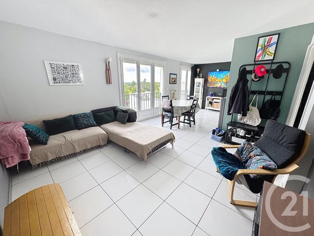 Appartement F4 à vendre - 4 pièces - 82.25 m2 - OLIVET - 45 - CENTRE - Century 21 Premium