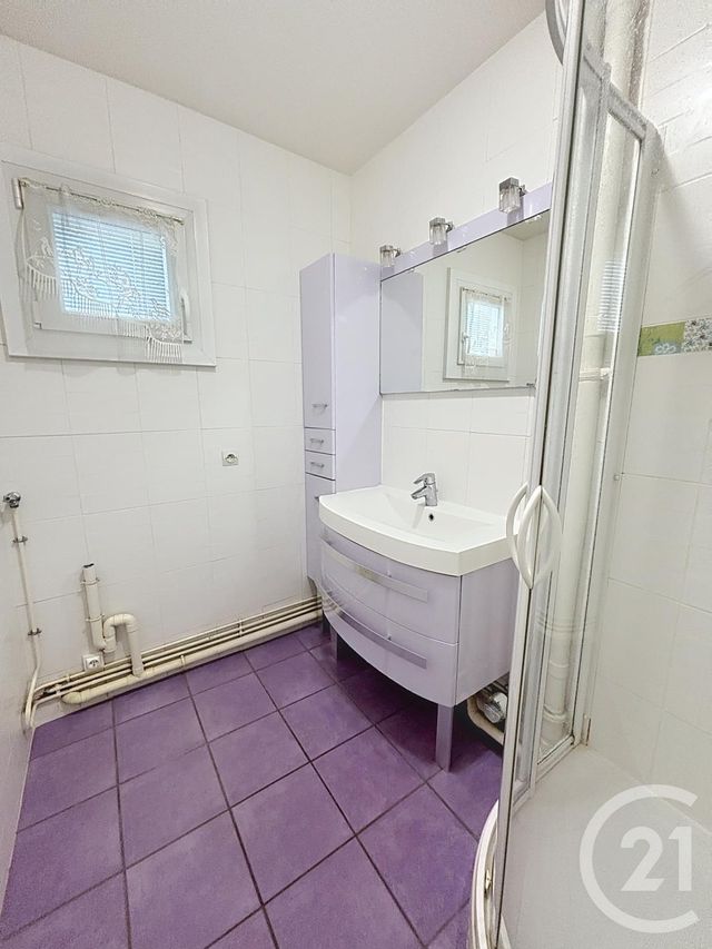 Appartement F4 à louer - 4 pièces - 66.63 m2 - ST JEAN DE LA RUELLE - 45 - CENTRE - Century 21 Premium