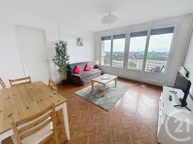 Appartement Chambre à louer - 1 pièce - 10.0 m2 - ORLEANS - 45 - CENTRE - Century 21 Premium