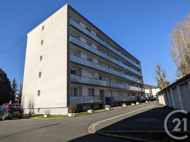 Appartement F4 à vendre - 4 pièces - 77.9 m2 - ST JEAN DE LA RUELLE - 45 - CENTRE - Century 21 Premium