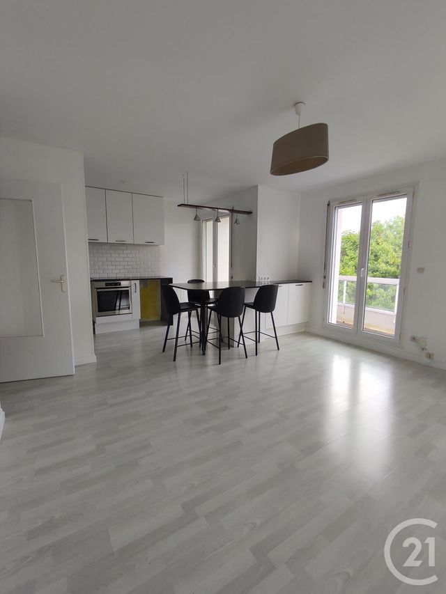 Appartement F2 à louer - 2 pièces - 45.85 m2 - ORLEANS - 45 - CENTRE - Century 21 Premium