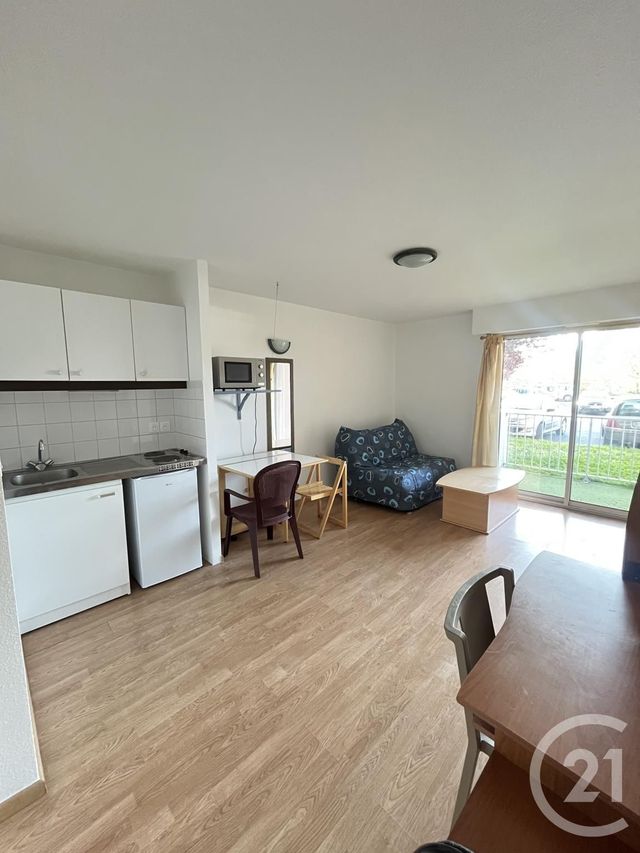 Appartement F1 à louer - 1 pièce - 24.0 m2 - OLIVET - 45 - CENTRE - Century 21 Premium
