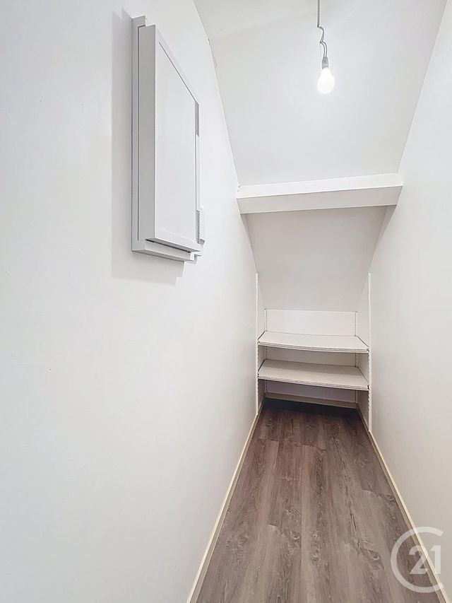 Appartement T2 à vendre - 2 pièces - 49.58 m2 - ORLEANS - 45 - CENTRE - Century 21 Premium