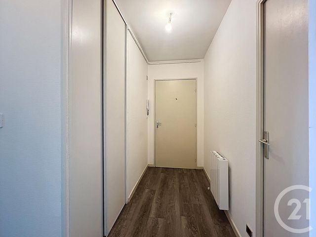 Appartement T2 à vendre - 2 pièces - 49.58 m2 - ORLEANS - 45 - CENTRE - Century 21 Premium