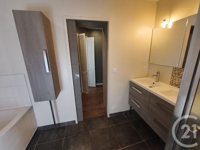 maison à vendre - 6 pièces - 149.22 m2 - ST JEAN DE LA RUELLE - 45 - CENTRE - Century 21 Premium