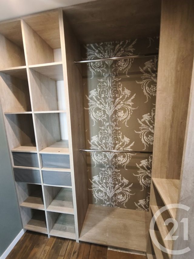 maison à vendre - 6 pièces - 149.22 m2 - ST JEAN DE LA RUELLE - 45 - CENTRE - Century 21 Premium