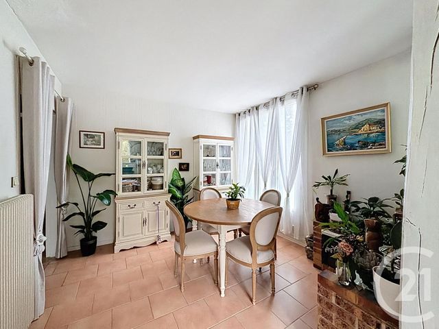 Afficher la photo en grand Appartement F3 à vendre - 3 pièces - 61.19 m2 - ST JEAN LE BLANC - 45 - CENTRE - Century 21 Premium