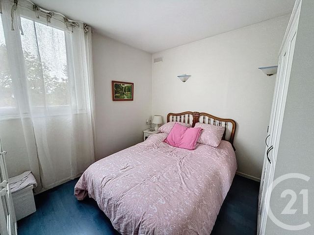 Afficher la photo en grand Appartement F3 à vendre - 3 pièces - 61.19 m2 - ST JEAN LE BLANC - 45 - CENTRE - Century 21 Premium