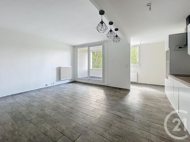 Appartement F4 à louer - 4 pièces - 78.13 m2 - SARAN - 45 - CENTRE - Century 21 Premium