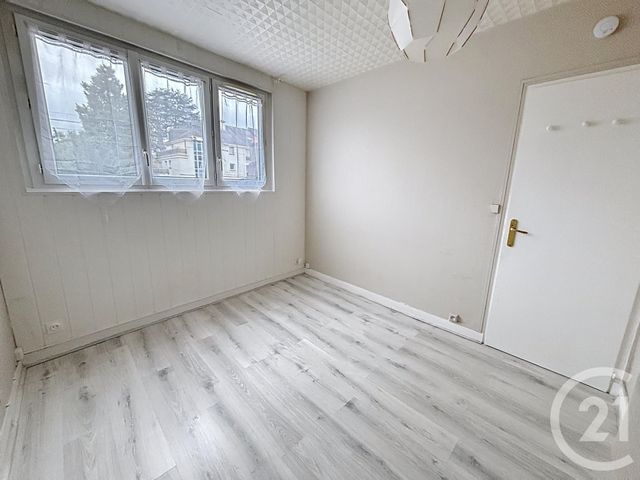 Appartement à louer - 2 pièces - 24.0 m2 - ORLEANS - 45 - CENTRE - Century 21 Premium