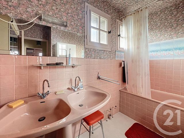 maison à vendre - 4 pièces - 91.68 m2 - ST JEAN DE BRAYE - 45 - CENTRE - Century 21 Premium