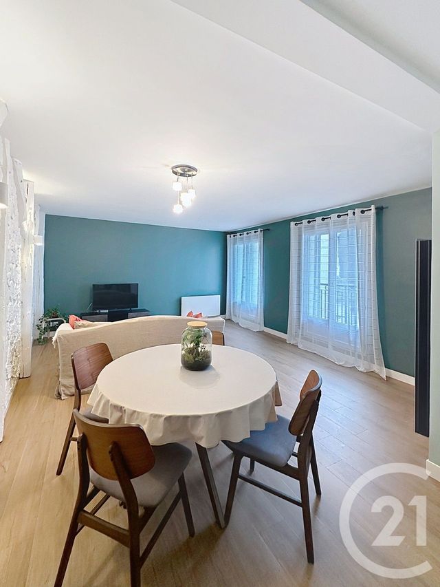 Appartement F3 à louer - 3 pièces - 79.01 m2 - ORLEANS - 45 - CENTRE - Century 21 Premium