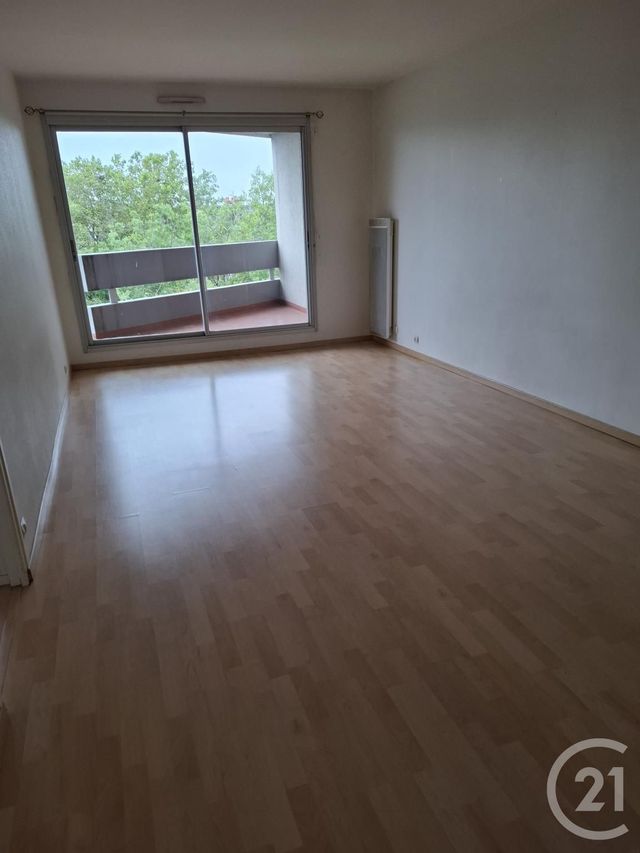 Appartement F2 à louer - 2 pièces - 49.19 m2 - ORLEANS - 45 - CENTRE - Century 21 Premium