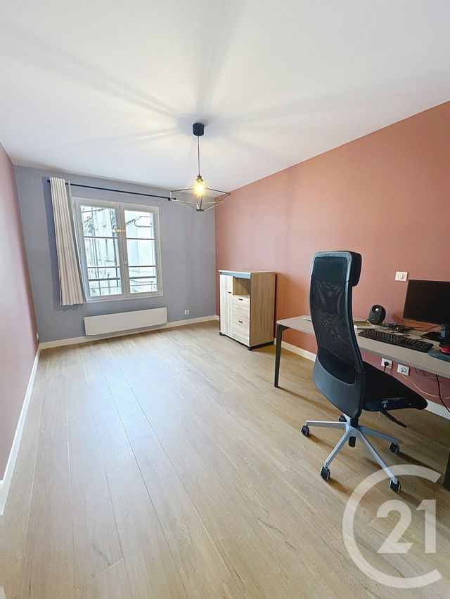 Appartement F3 à louer - 3 pièces - 79.01 m2 - ORLEANS - 45 - CENTRE - Century 21 Premium