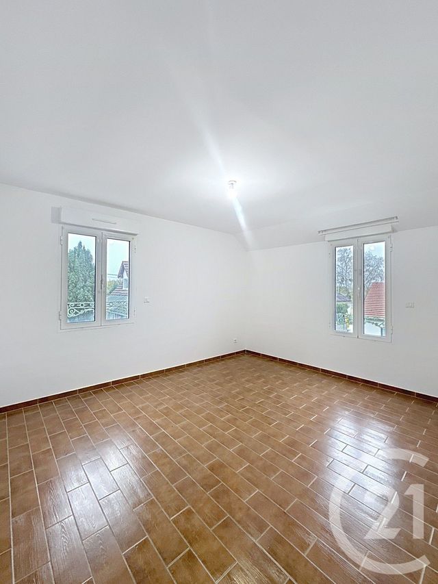 maison à louer - 6 pièces - 200.0 m2 - MARDIE - 45 - CENTRE - Century 21 Premium