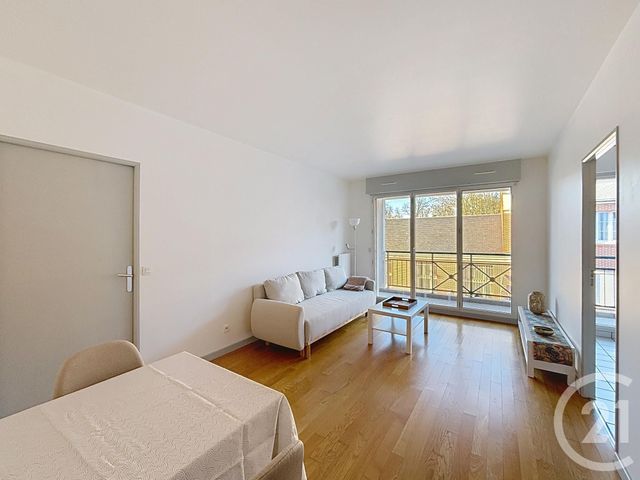Appartement F2 à louer - 2 pièces - 42.99 m2 - ORLEANS - 45 - CENTRE - Century 21 Premium