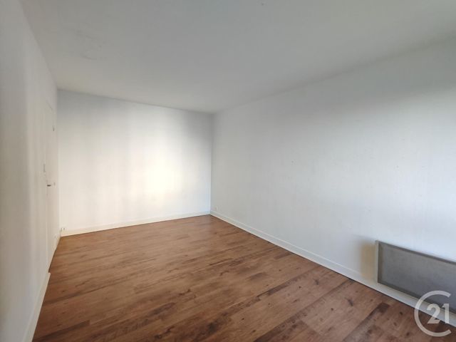 Appartement F2 à vendre - 2 pièces - 52.12 m2 - ORLEANS - 45 - CENTRE - Century 21 Premium