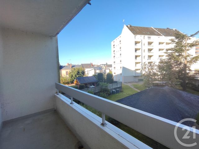 Appartement F2 à vendre - 2 pièces - 52.12 m2 - ORLEANS - 45 - CENTRE - Century 21 Premium