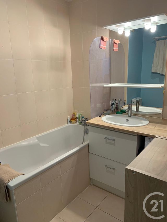 Appartement F3 à louer - 3 pièces - 63.49 m2 - SARAN - 45 - CENTRE - Century 21 Premium