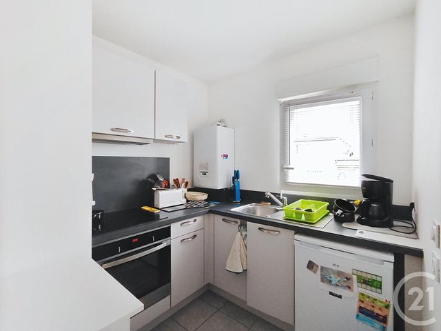 Appartement F1 à vendre - 1 pièce - 30.27 m2 - LA CHAPELLE ST MESMIN - 45 - CENTRE - Century 21 Premium