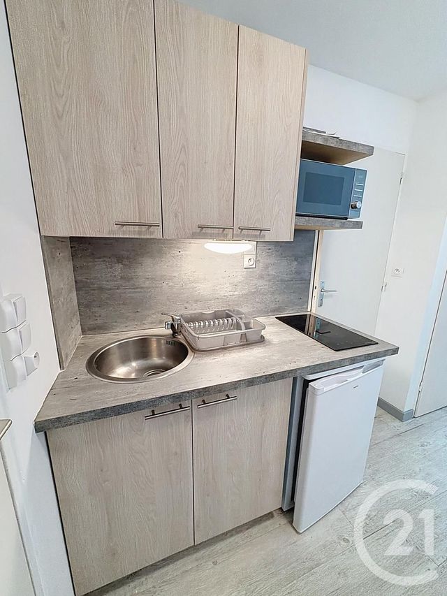 Appartement F1 à louer - 1 pièce - 20.0 m2 - ORLEANS - 45 - CENTRE - Century 21 Premium
