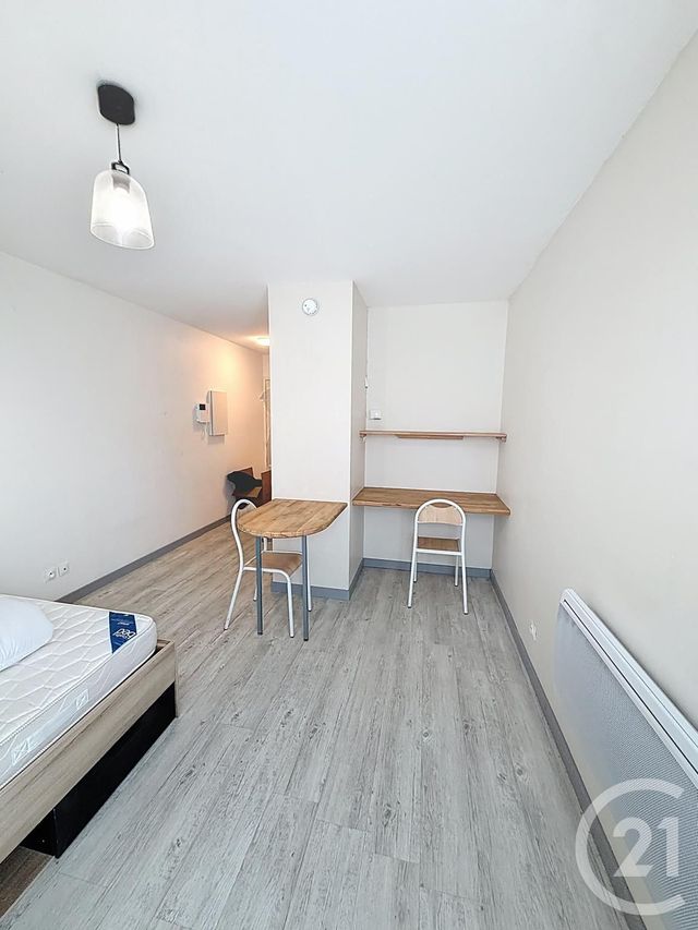 Appartement F1 à louer - 1 pièce - 20.0 m2 - ORLEANS - 45 - CENTRE - Century 21 Premium