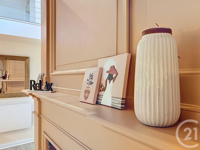 Appartement F3 à louer - 3 pièces - 47.4 m2 - ST JEAN DE BRAYE - 45 - CENTRE - Century 21 Premium