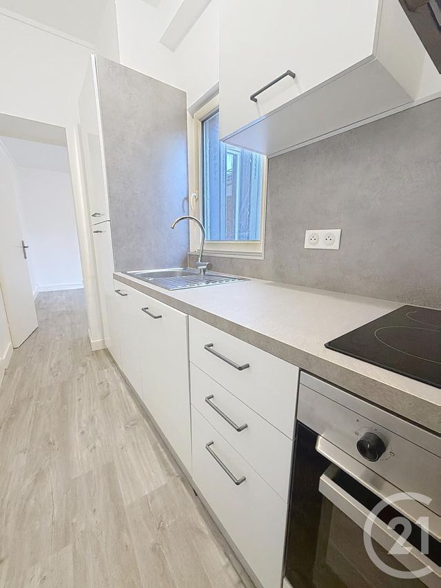 Appartement F3 à louer - 3 pièces - 46.3 m2 - ORLEANS - 45 - CENTRE - Century 21 Premium