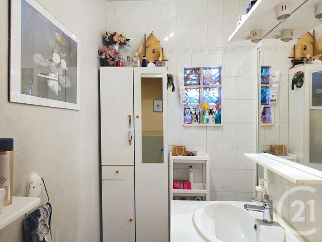 Appartement T2 à vendre - 2 pièces - 56.72 m2 - ORLEANS - 45 - CENTRE - Century 21 Premium