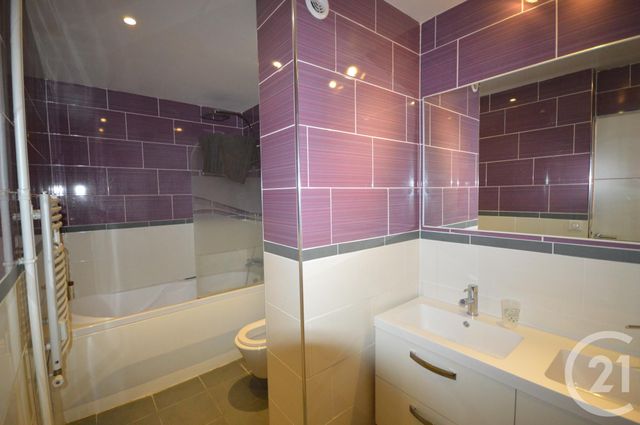 Appartement F3 à louer - 3 pièces - 56.35 m2 - ORLEANS - 45 - CENTRE - Century 21 Premium