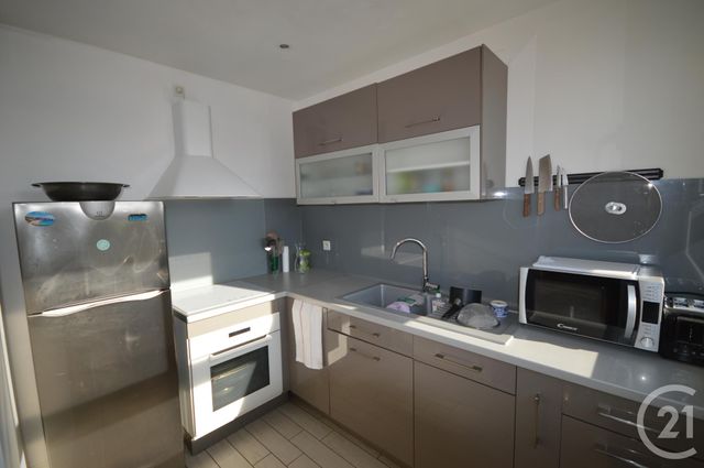 Appartement F3 à louer - 3 pièces - 56.35 m2 - ORLEANS - 45 - CENTRE - Century 21 Premium