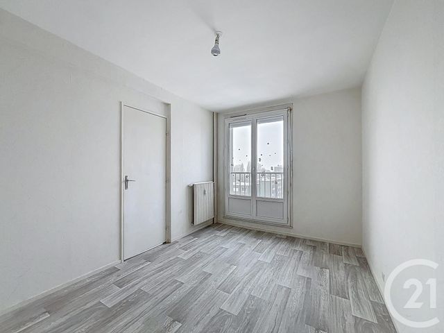 Appartement T3 à vendre - 3 pièces - 66.05 m2 - FLEURY LES AUBRAIS - 45 - CENTRE - Century 21 Premium
