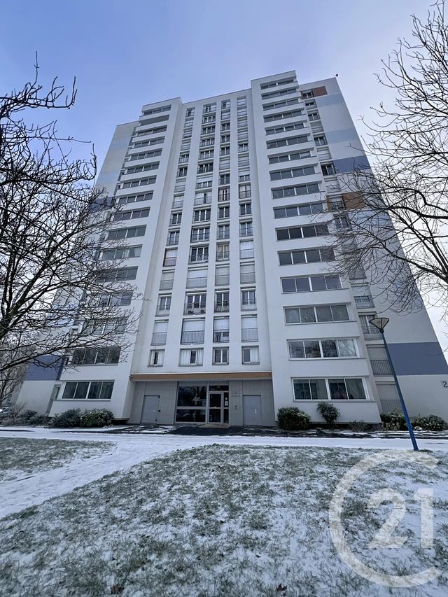 Appartement T3 à vendre - 3 pièces - 66.05 m2 - FLEURY LES AUBRAIS - 45 - CENTRE - Century 21 Premium