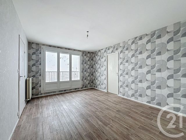 Appartement F3 à louer FLEURY LES AUBRAIS