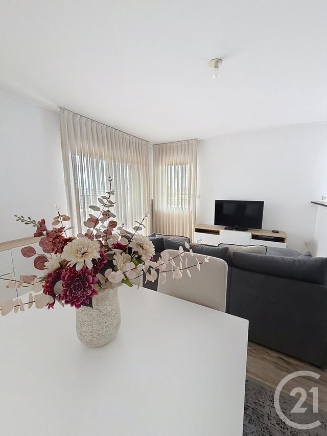 Appartement F3 à louer - 3 pièces - 63.68 m2 - ORLEANS - 45 - CENTRE - Century 21 Premium