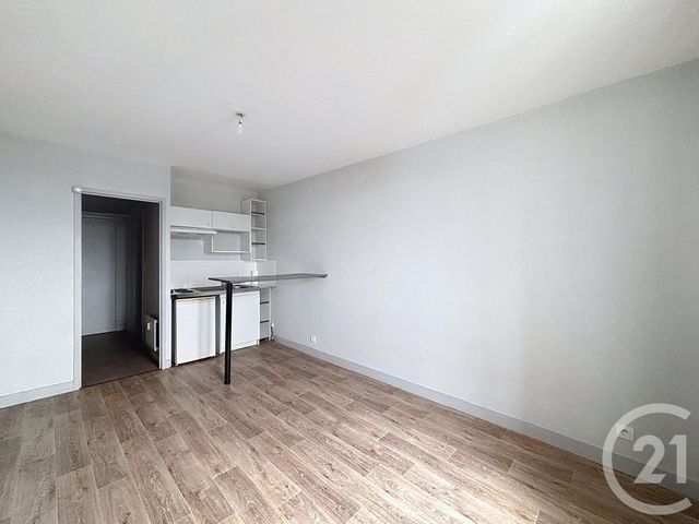 Appartement F1 à louer - 1 pièce - 20.9 m2 - ORLEANS - 45 - CENTRE - Century 21 Premium