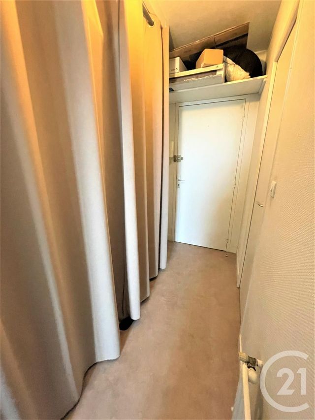 Appartement F1 à louer - 1 pièce - 20.9 m2 - ORLEANS - 45 - CENTRE - Century 21 Premium