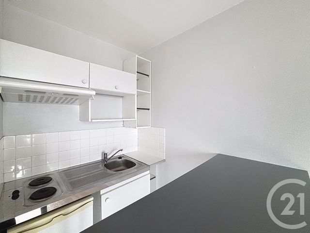 Appartement F1 à louer - 1 pièce - 20.9 m2 - ORLEANS - 45 - CENTRE - Century 21 Premium