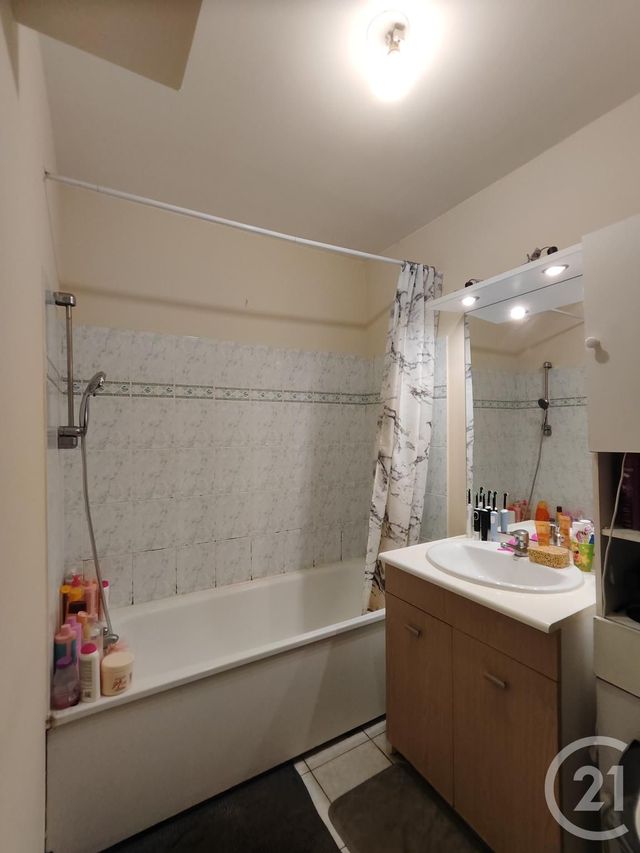 Appartement à vendre - 3 pièces - 70.42 m2 - ORLEANS - 45 - CENTRE - Century 21 Premium