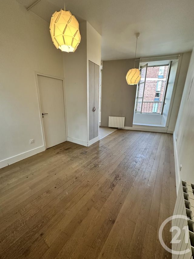 Appartement F1 à louer - 1 pièce - 30.55 m2 - ORLEANS - 45 - CENTRE - Century 21 Premium
