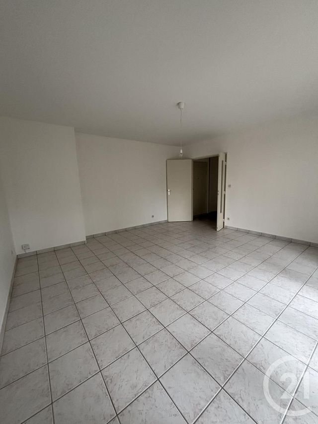 Appartement F2 à louer - 2 pièces - 48.69 m2 - ORLEANS - 45 - CENTRE - Century 21 Premium